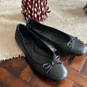 Excellent condition Ballet Flats Born